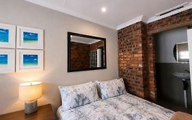 Limonite Guesthouse